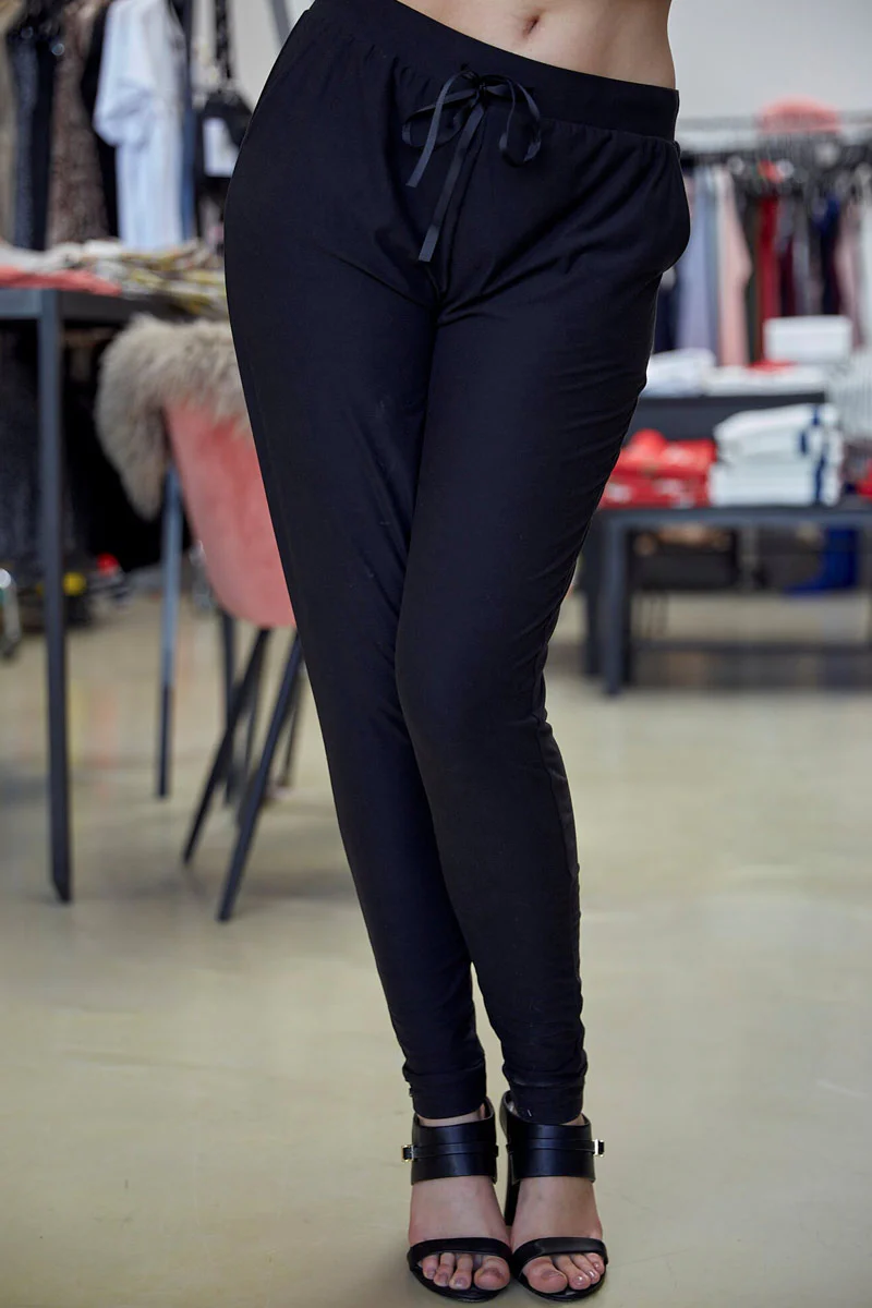 Alma Pants | Sorte | Bløde bukser fra Liberté Essentiel - Image 4