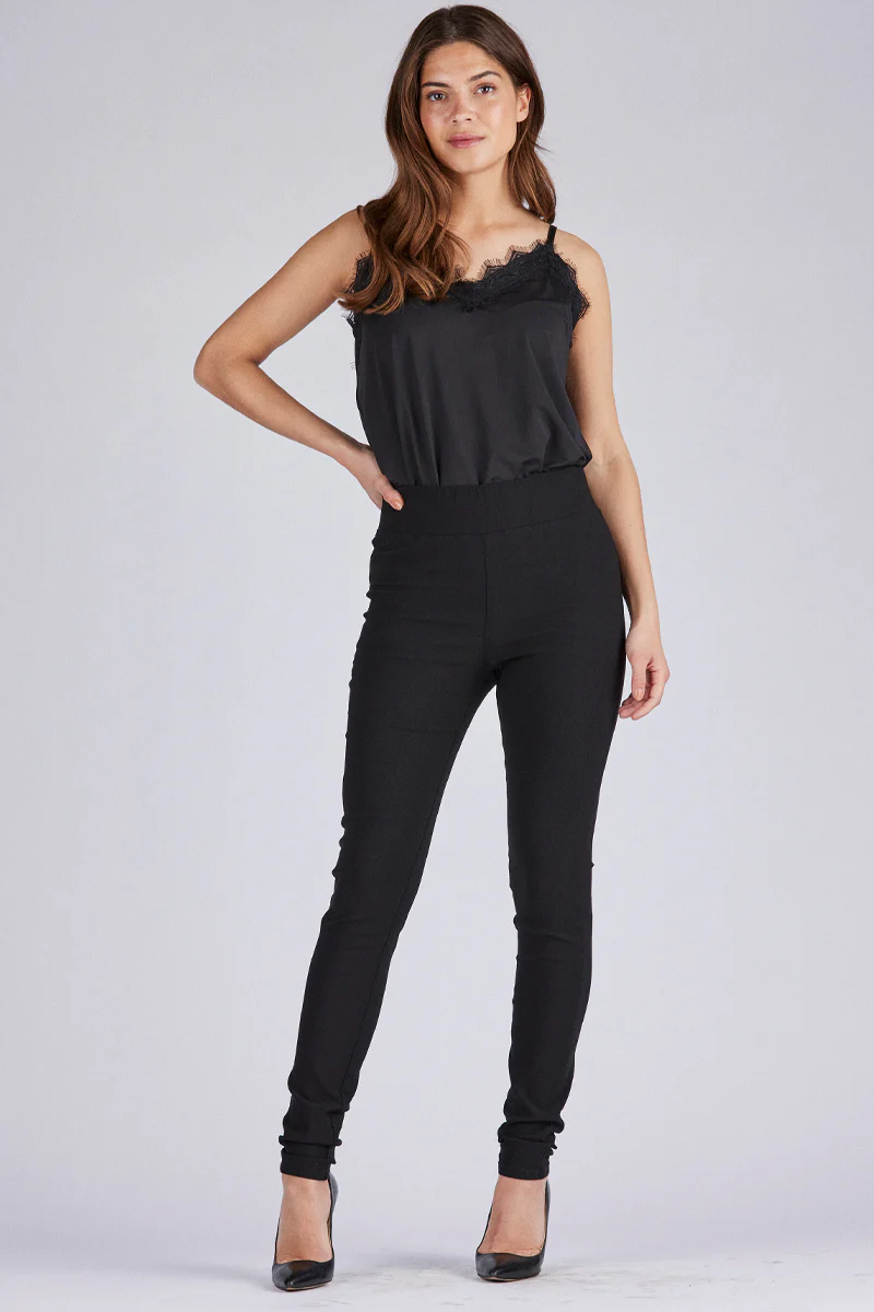 Bicco ST | Sort |  Blondetop fra Freequent - Image 6