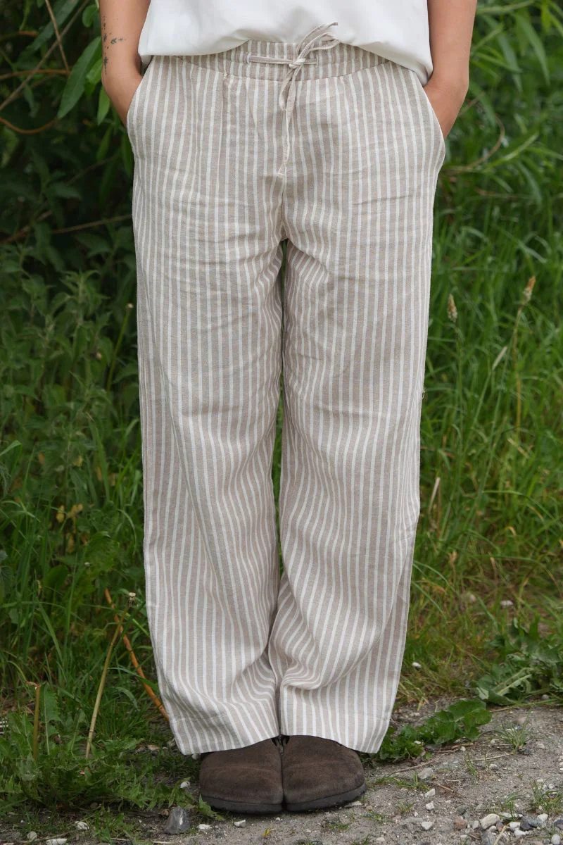 Lava Pants 204430 | Simply Taupe w. Off-White | Bukser fra Freequent - Image 4