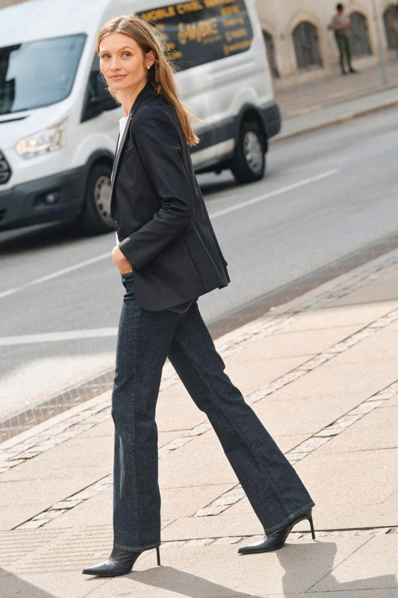 Mary Night Blazer | Black | Blazer fra Mos Mosh - Image 3