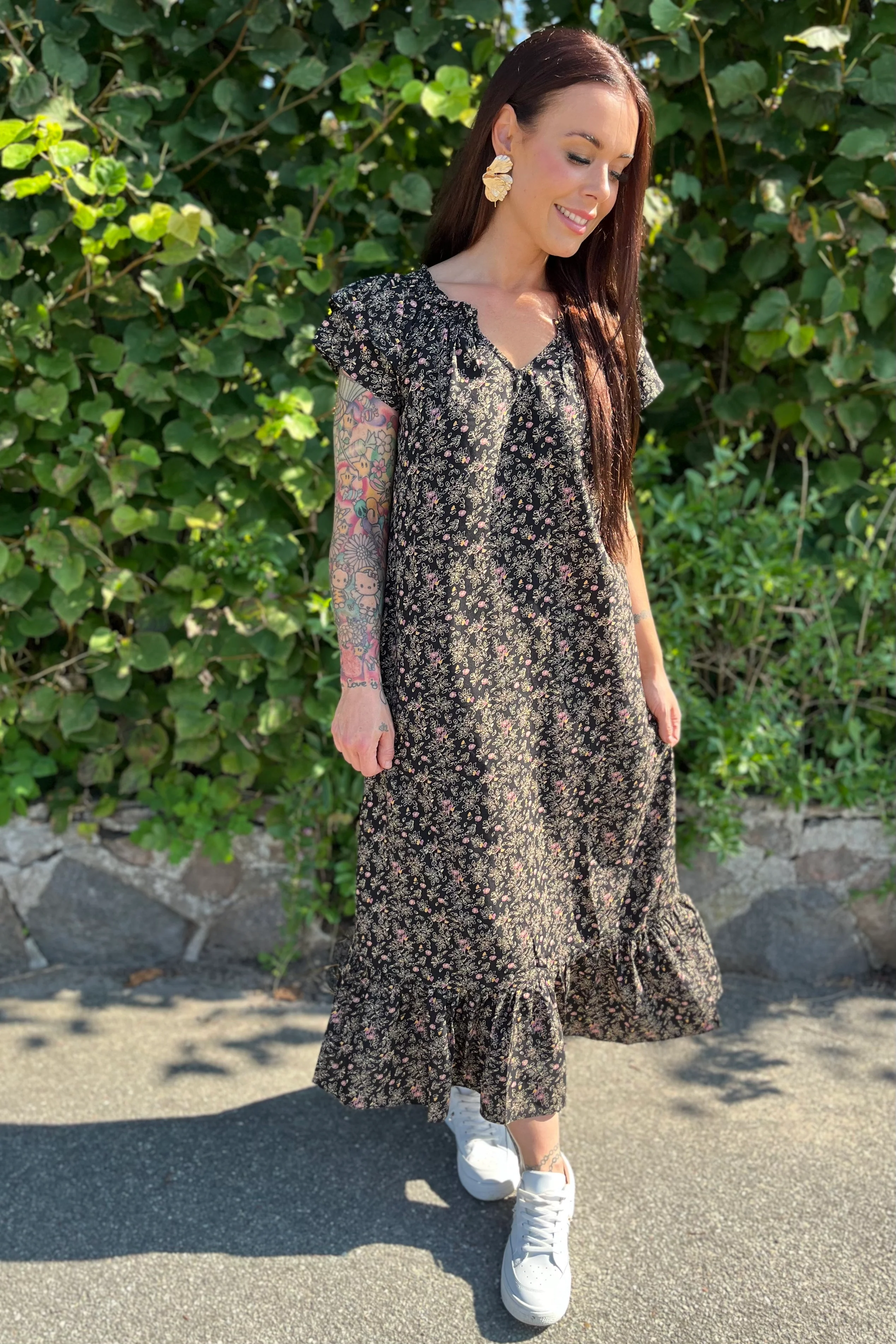 Sunrise Ming Flower Dress | Black | Kjole fra Co'couture - Image 4